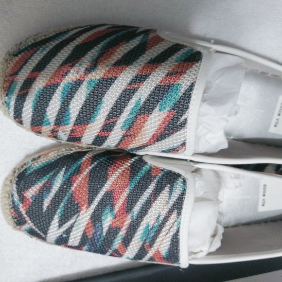 Dolce Vita espadrille flats - Picture 5 of 16